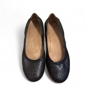 Vionic Black Perforated Leather Flats